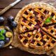 La ricetta della crostata con marmellata di prugne: perfetta per colazione