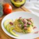 La ricetta della pasta con crema di avocado e pancetta