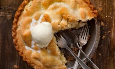 Torta di mele della nonna, la ricetta di Iginio Massari