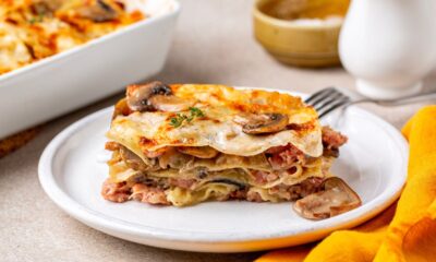 Lasagne salsiccia, provola e funghi