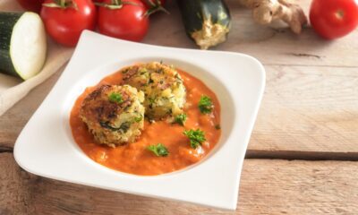 Polpette di zucchine al sugo