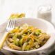 Come preparare la pasta con i fiori di zucca: che buona!