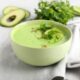 Gazpacho di avocado: la ricetta fresca e veloce