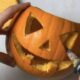 Come intagliare la zucca per Halloween: la video ricetta mostruosa!