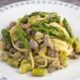 Pasta con asparagi e salsiccia: ricetta del primo facile e goloso