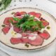 Carpaccio alla Cipriani, un secondo piatto di carne veloce