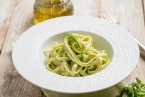 Pasta stracchino e rucola, un primo piatto facile e veloce