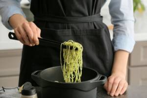 Ricetta della pasta al pesto di limone: primo piatto buonissimo!