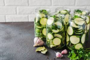 Zucchine sott’aceto, la ricetta facile e veloce