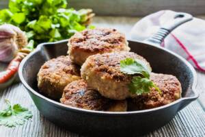 Mondeghili: le polpette milanesi fritte nel burro