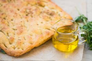 Focaccia senza lievito: semplice e leggera