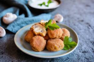 Funghi dorati, fritti e croccanti: non esiste ricetta più sfiziosa!